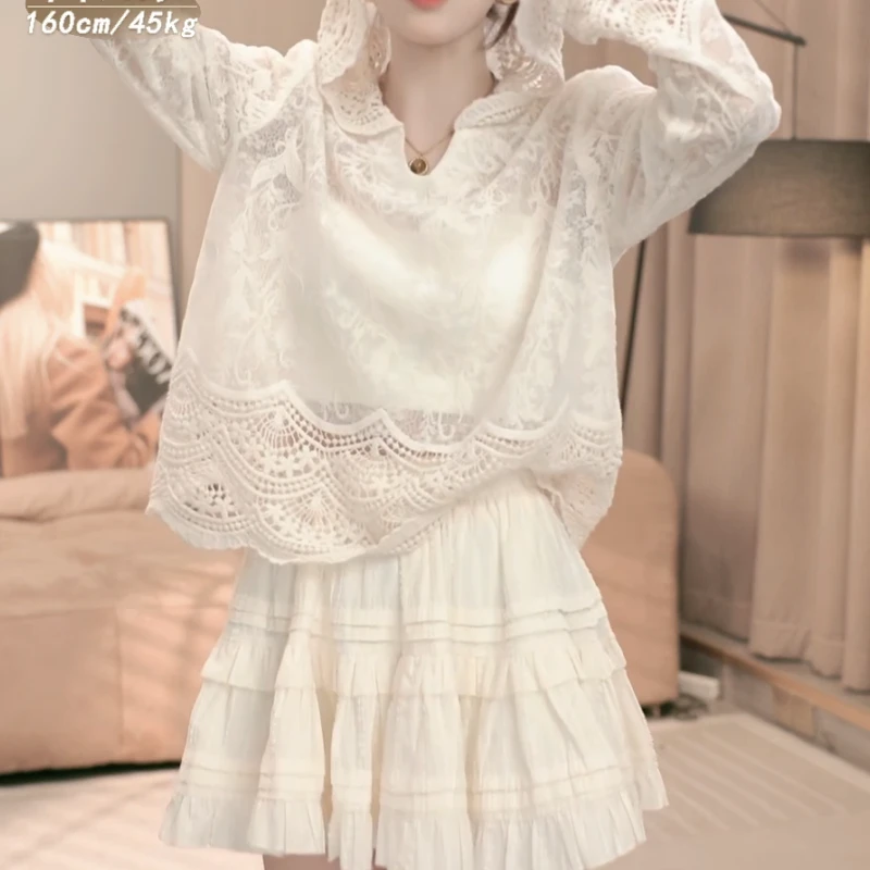 春季新款连帽蕾丝边拼接气质百搭重工钩花蕾丝衫LK2501801