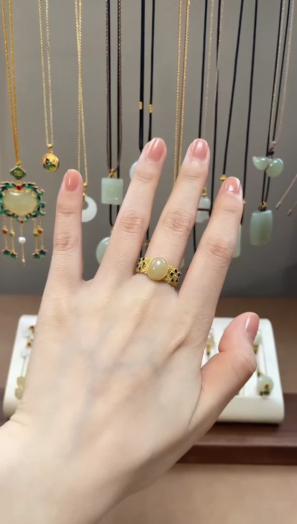 颈饰银S925镶嵌和田玉和田玉戒指