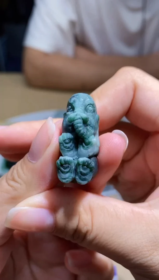 未镶嵌定制翡翠挂件
