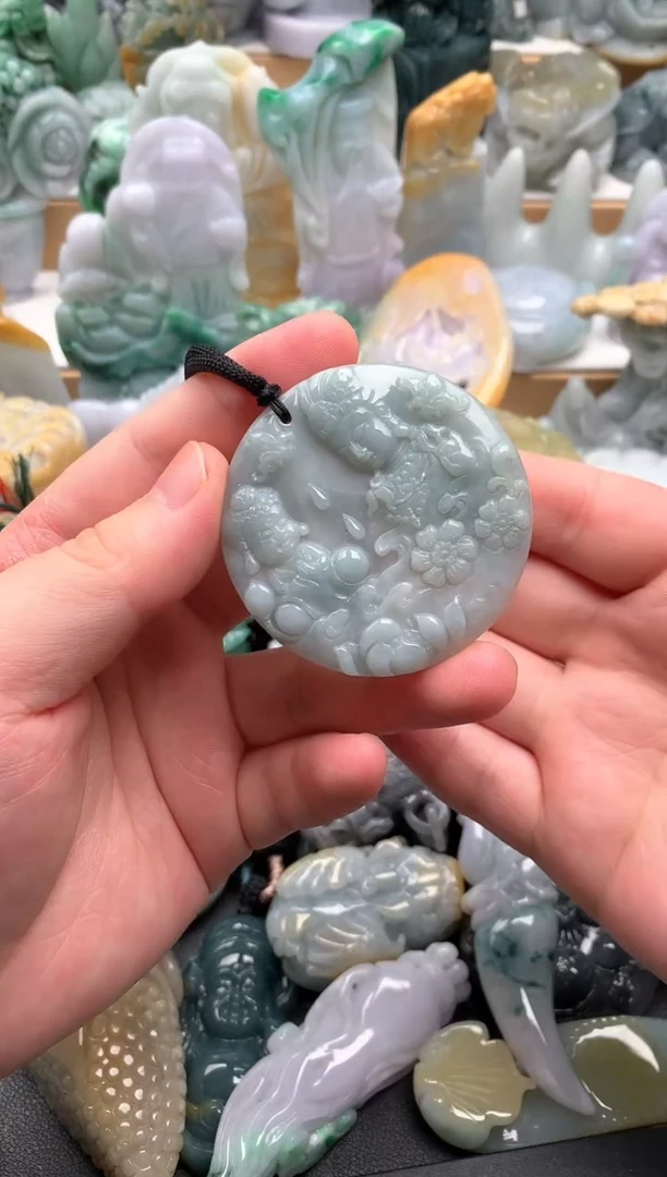 吊坠(不含链)未镶嵌翡翠1