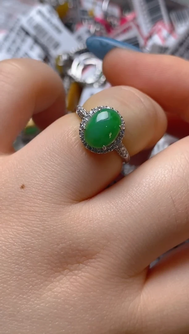 银S925镶嵌戒指翡翠百内无证书