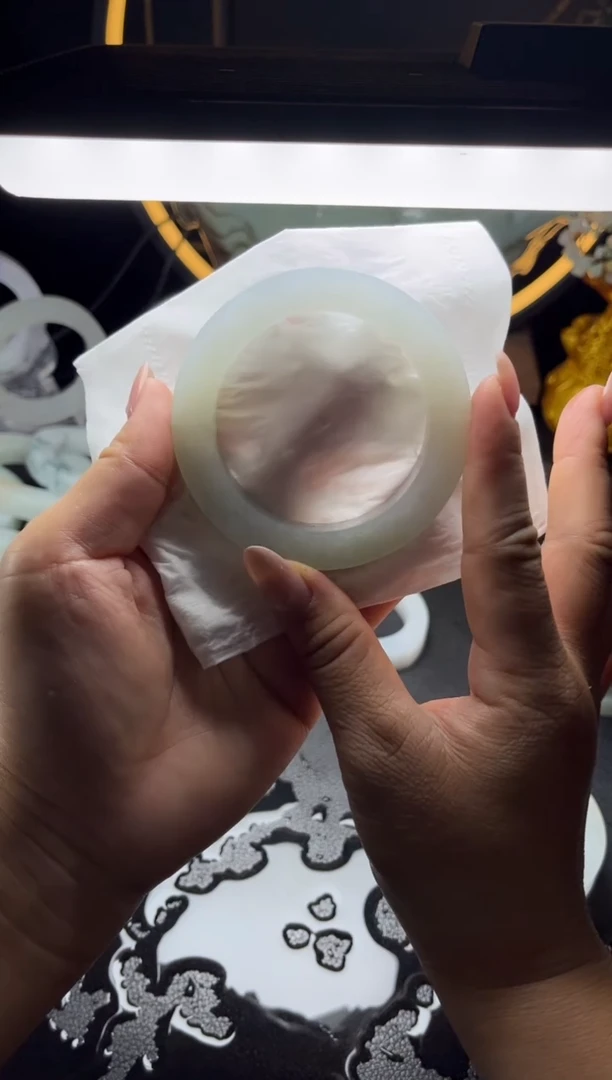 未镶嵌正圈定制翡翠正圈