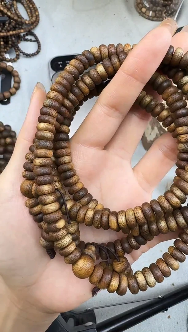 沉香手串08老乌身算盘珠三圈多样性发一