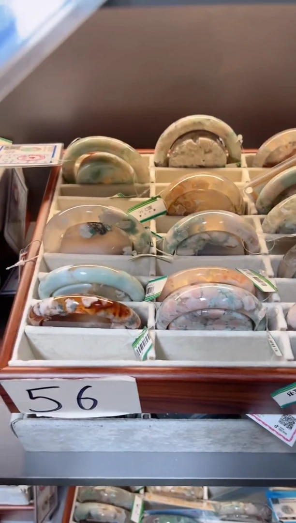 石英质玉手镯未镶嵌尘*丷圈口（赠品镯心）