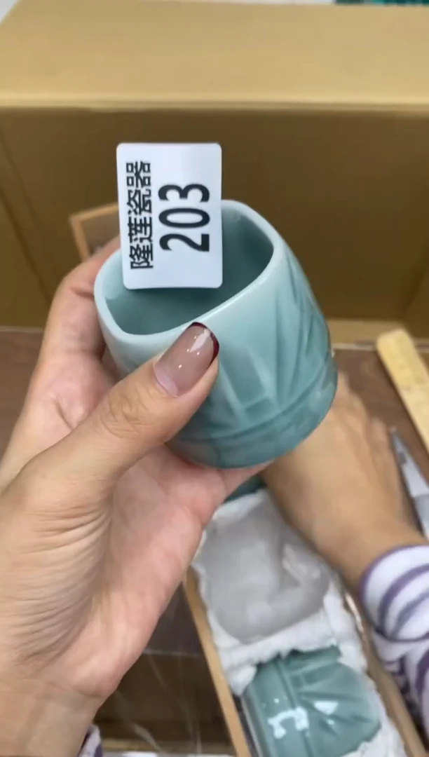 瓷片隆莲瓷器欢迎大家