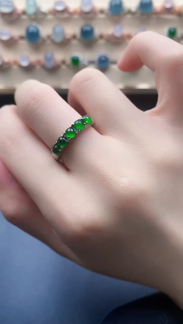 翡翠戒指银S925镶嵌一物一证一礼盒