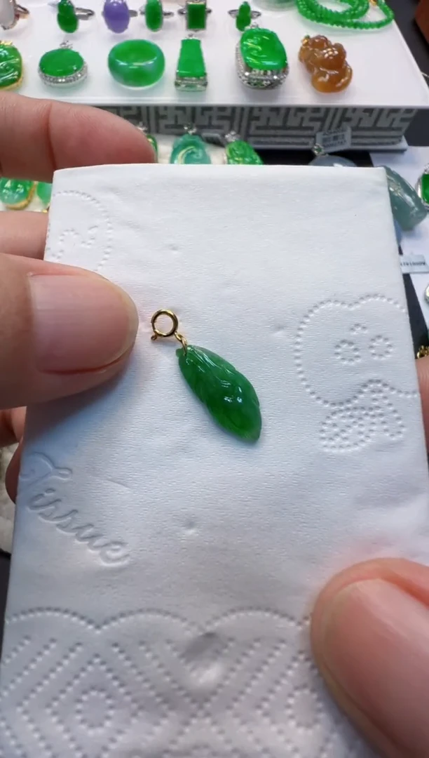 翡翠18K金镶嵌吊坠(不含链)128