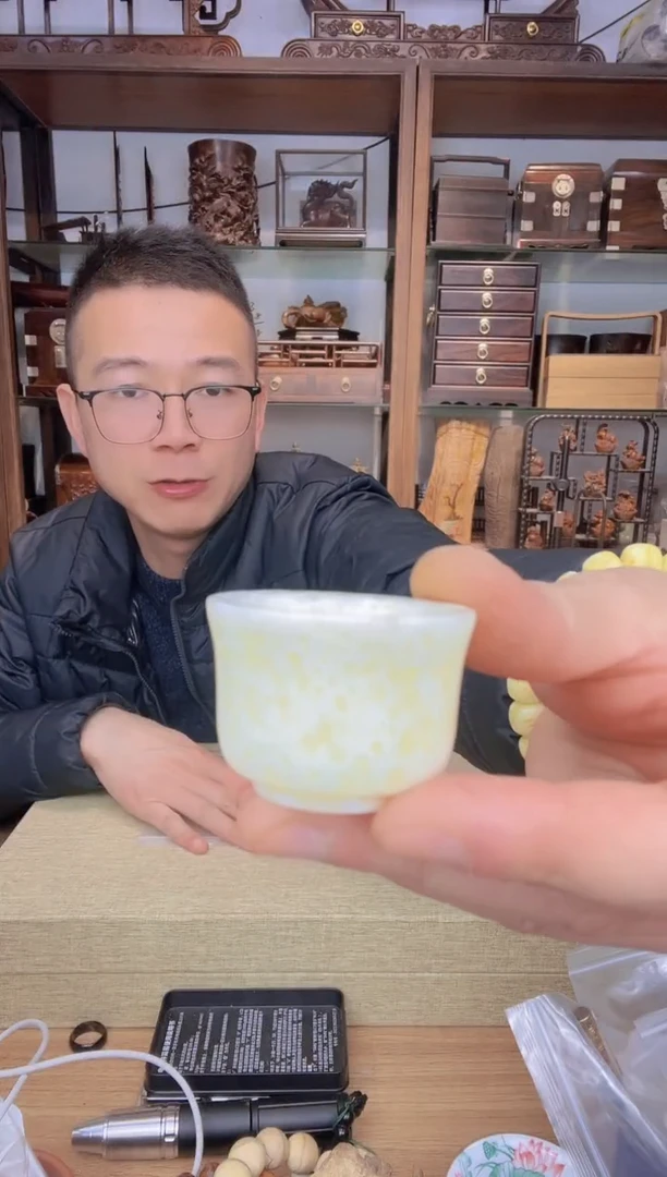 【闪购商品】乌木类书架126海杯子