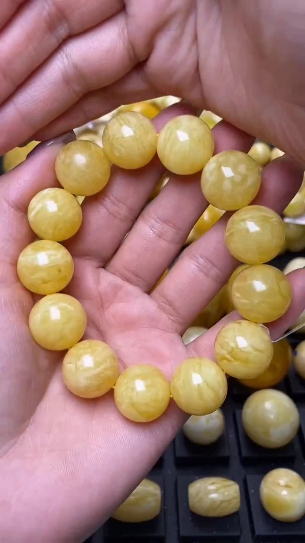 【闪购商品】琥珀裸石未镶嵌葵.96