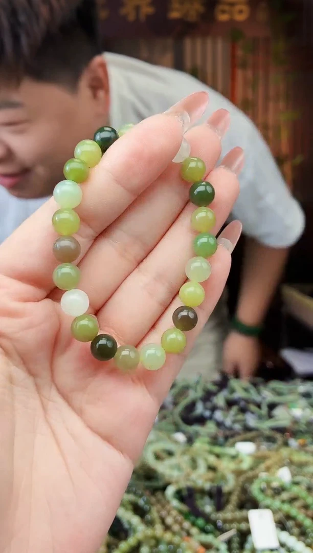 和田玉未镶嵌颈饰拍一发一