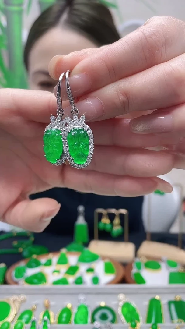 银S925镶嵌翡翠耳饰叶子耳坠