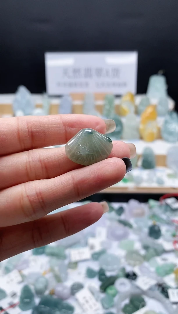 翡翠未镶嵌吊坠(不含链)57福贝