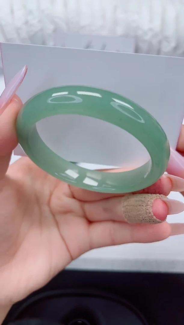 石英质玉手镯未镶嵌238-56/57