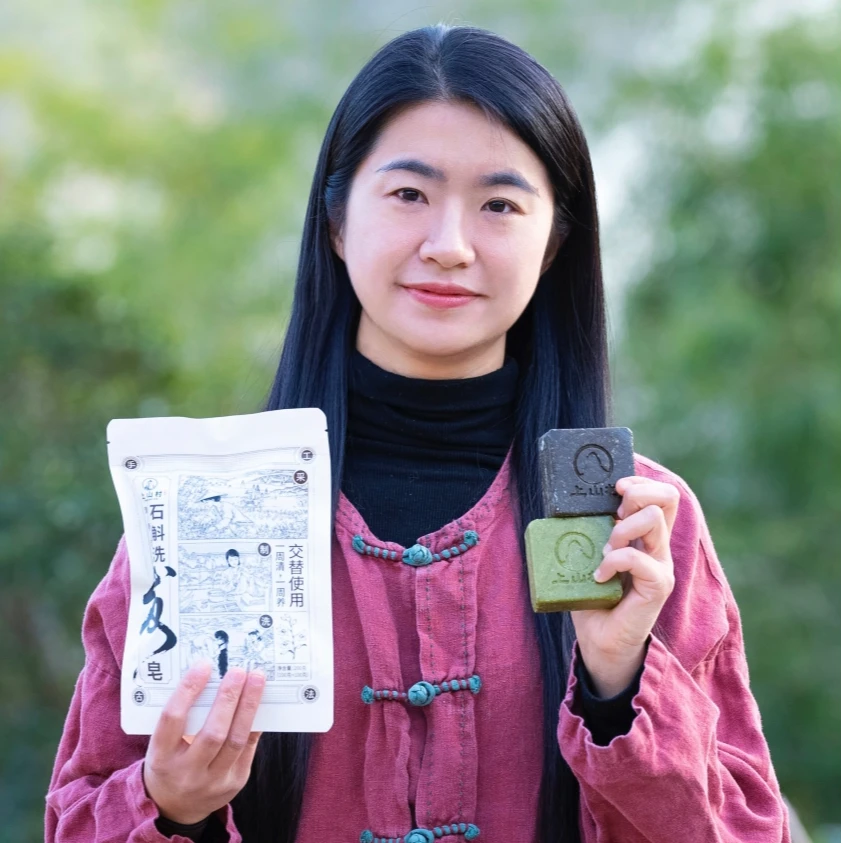 石斛姑娘上山村【实惠囤货装】铁皮石斛首乌唣+石斛松针手工唣ZB