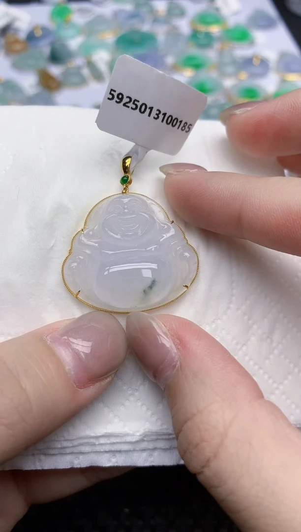 【闪购商品】翡翠颈饰18K金镶嵌天然翡翠A货