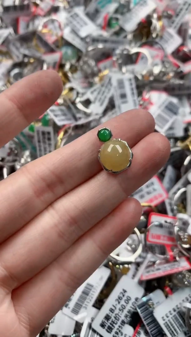 银S925镶嵌戒指翡翠24       5