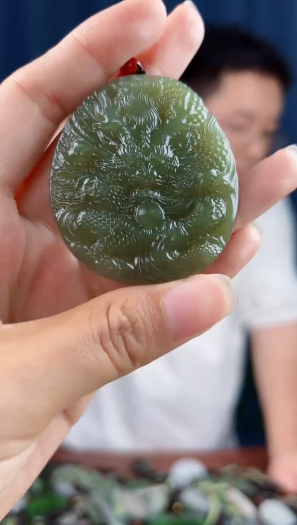 未镶嵌和田玉挂件拍一发一，多样性发货