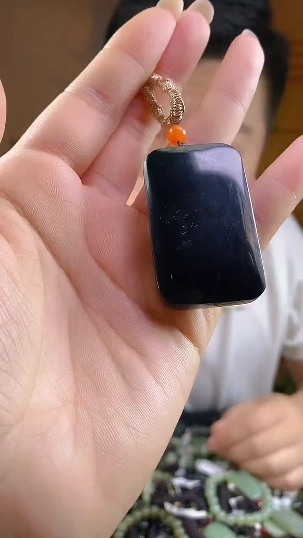 和田玉未镶嵌颈饰多样性发货，拍一发一