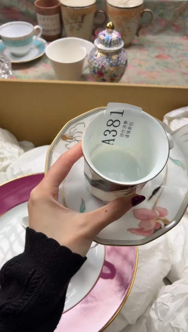 瓷片雪*       A381