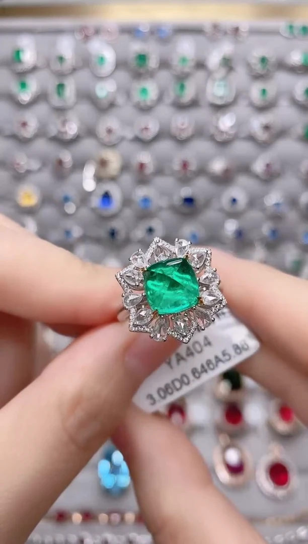 【闪购商品】祖母绿18K金戒指18K金镶嵌1