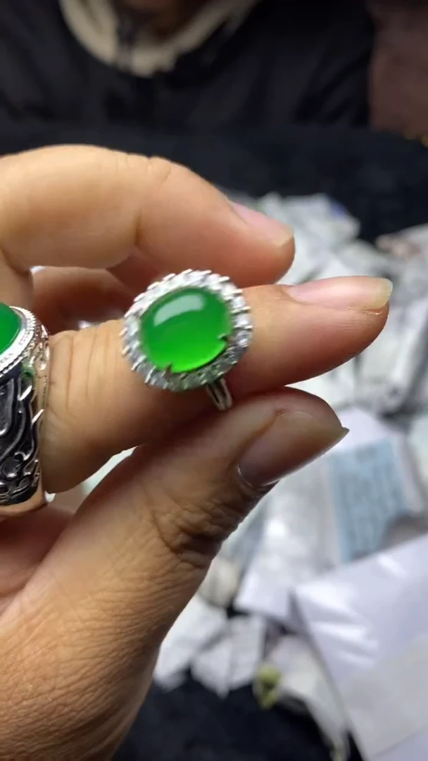 满色吊坠 所见即所得！！！