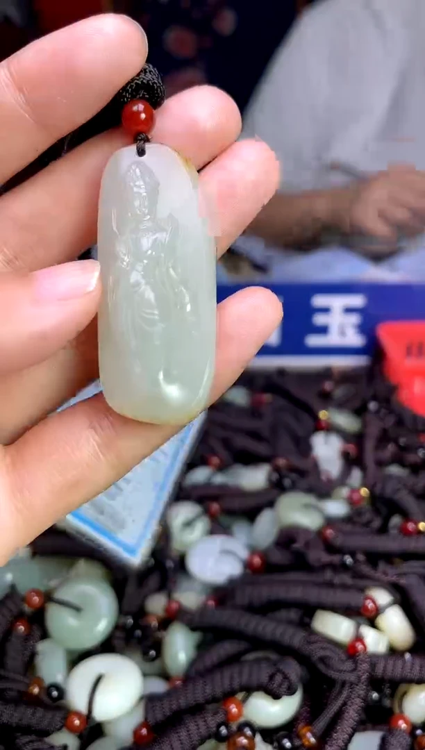 未镶嵌和田玉挂件1