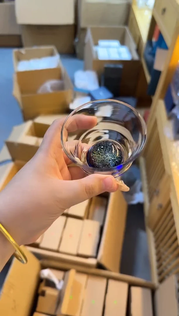 微瑕斑斓大清杯