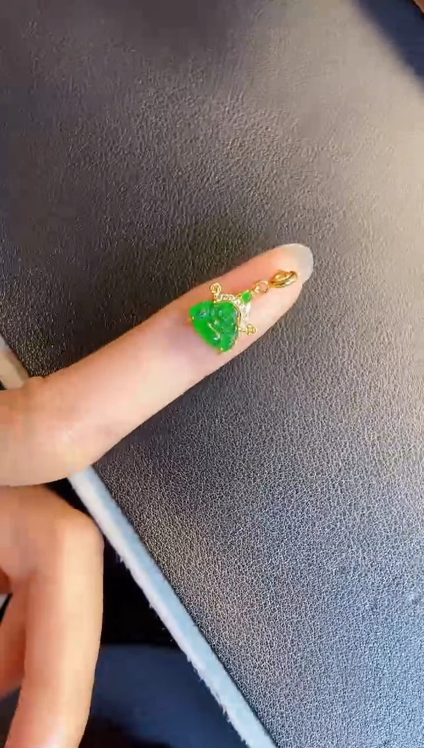 吊坠(不含链)银S925镶嵌翡翠1