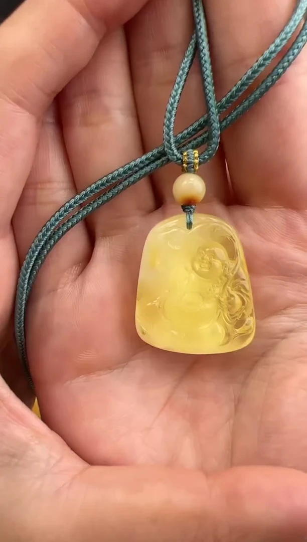 【闪购商品】琥珀裸石未镶嵌10118079-吊坠