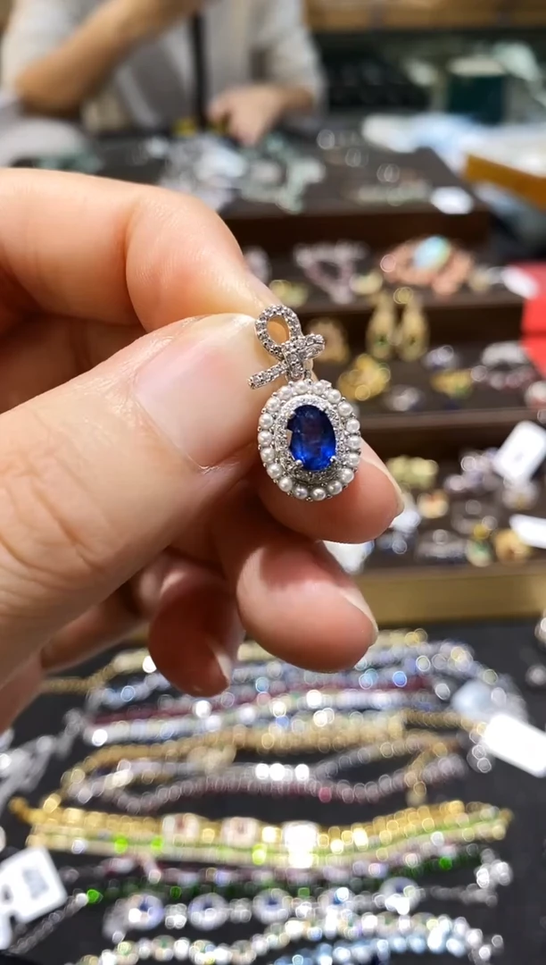 【闪购商品】蓝宝石颈饰银S925镀金镶嵌戒指