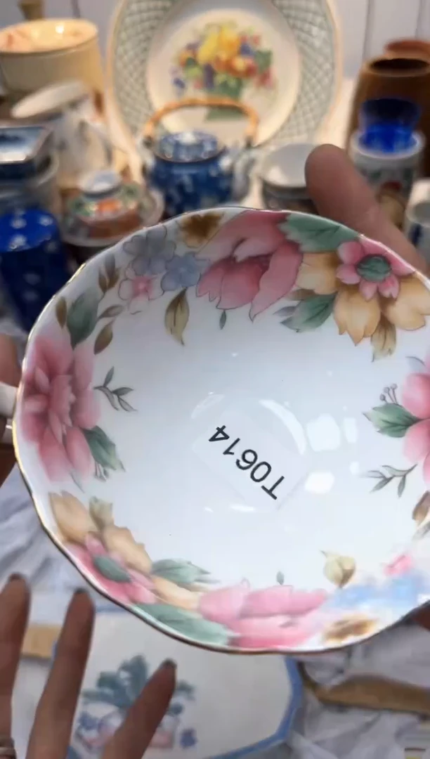 【闪购商品】614回流瓷器，默认微瑕，18包邮