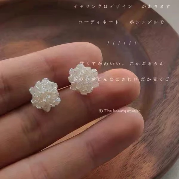 【269】法式白色玫瑰花耳钉女2023年新款洋气小众设计高级感耳饰