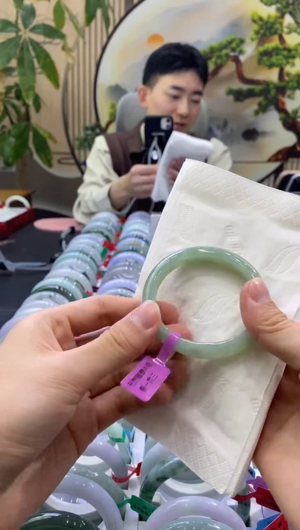 未镶嵌手镯翡翠9117