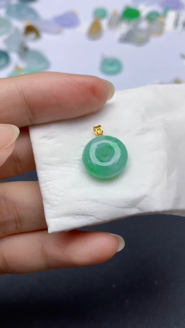 翡翠18K金镶嵌颈饰天然缅甸a货翡翠百元以上9元证书费自理