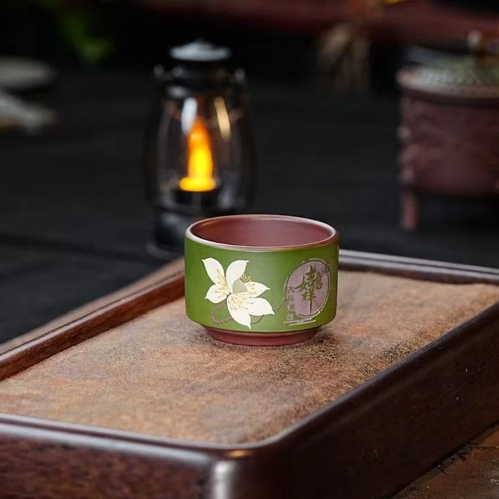 宜兴全手工紫砂茶具 原矿紫泥泥料粉浆堆绘荷花吉祥如意主人杯