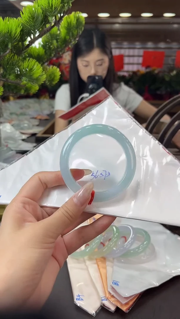 翡翠手镯未镶嵌71