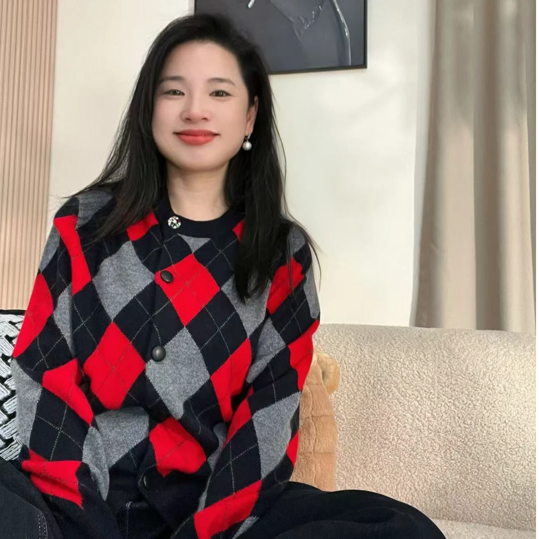 【惊艳时光】E家同款女士圆领羊绒开衫秋冬复古格纹提花厚款毛衣y27