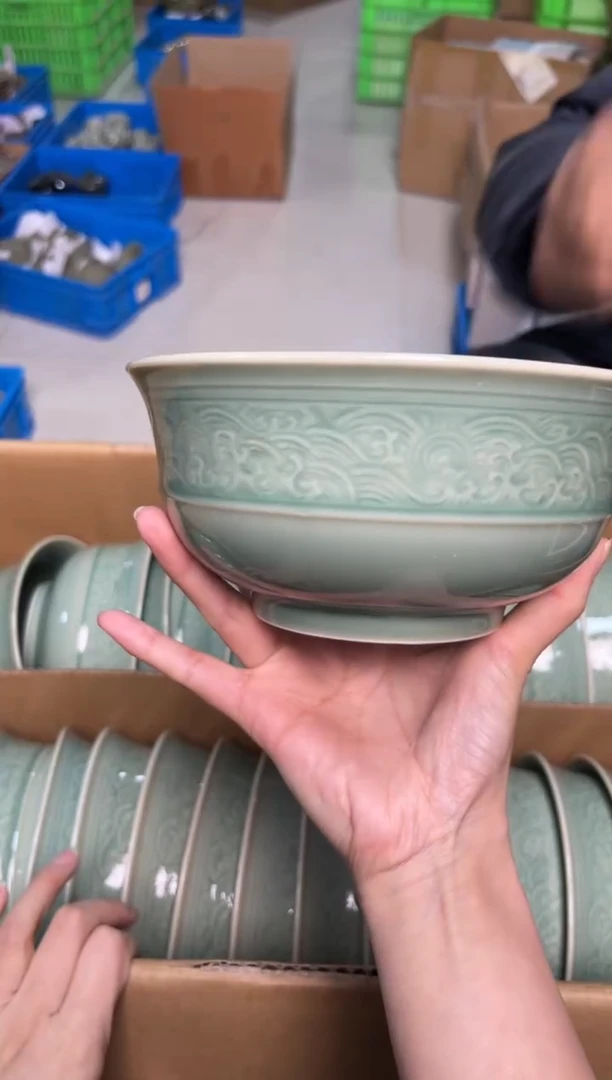 陶瓷青瓷7英寸海浪纹大碗 全品 单只