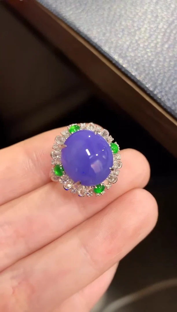 【闪购商品】翡翠戒指18K金镶嵌浓妖紫罗兰蛋面