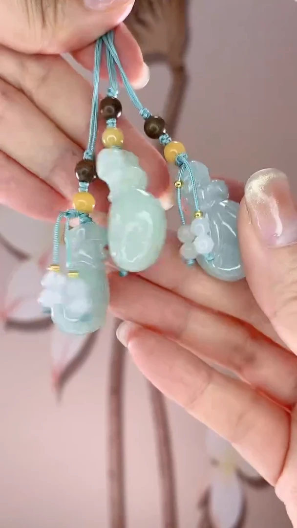 【闪购商品】翡翠挂件未镶嵌钱袋子挂件C2