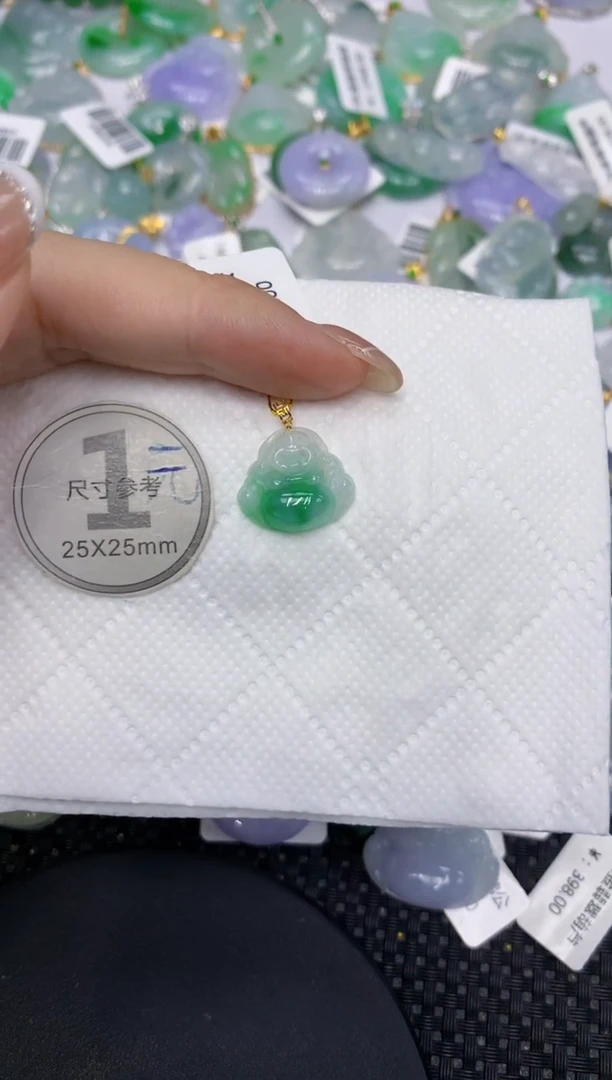 颈饰18K金镶嵌翡翠111111
