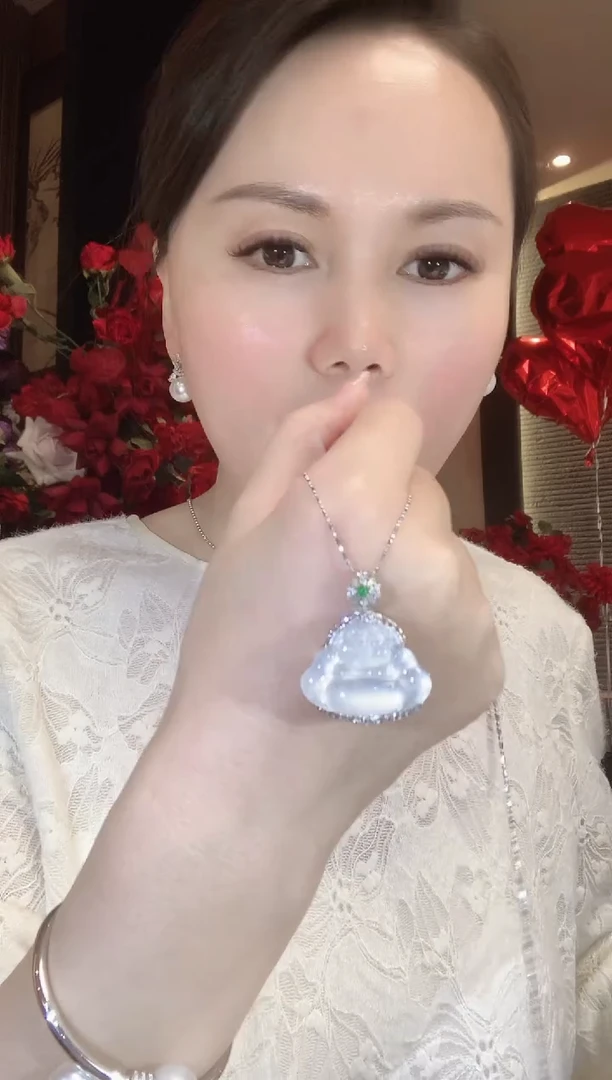 吊坠(不含链)18K金镶嵌翡翠A61