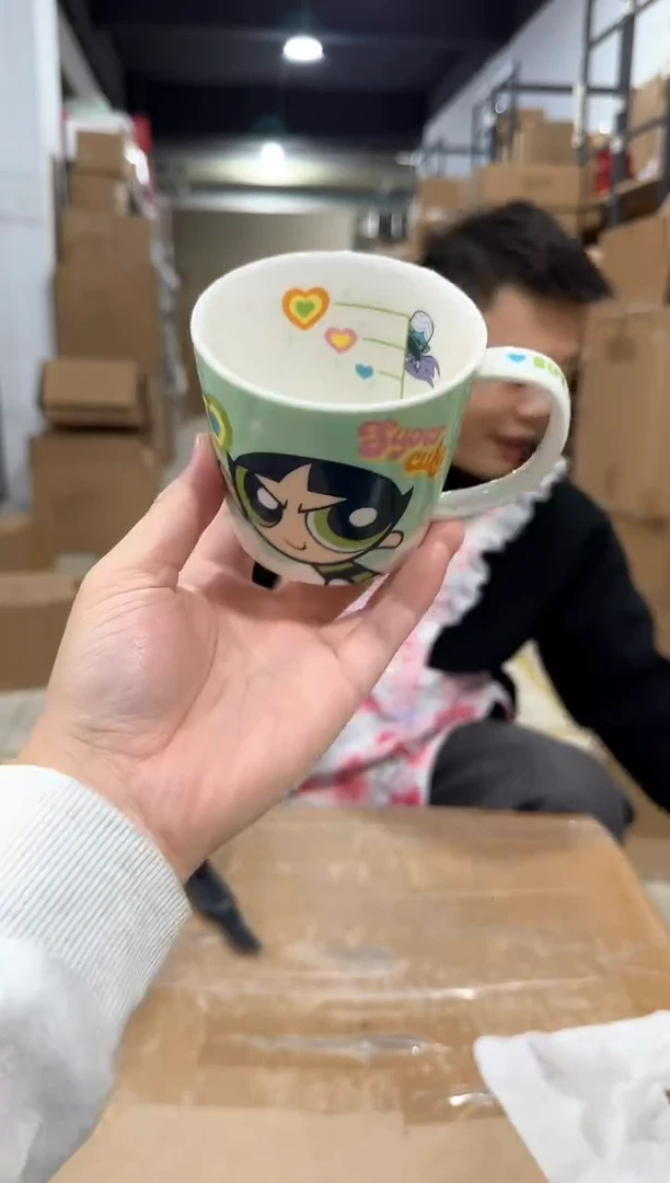 瓷片毛毛刻度杯