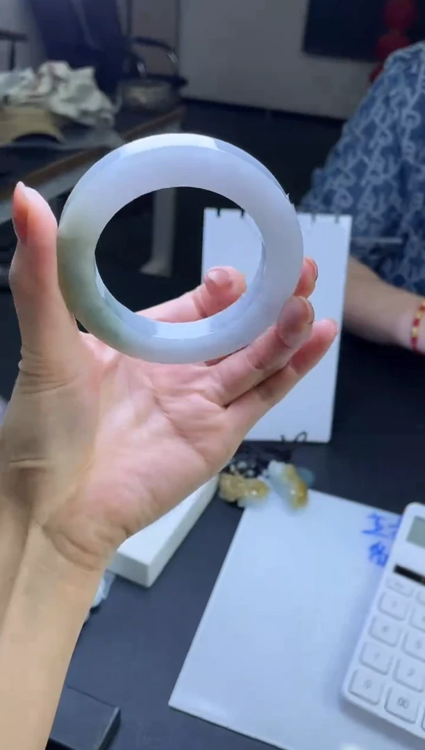 【闪购商品】定制翡翠手镯未镶嵌手镯