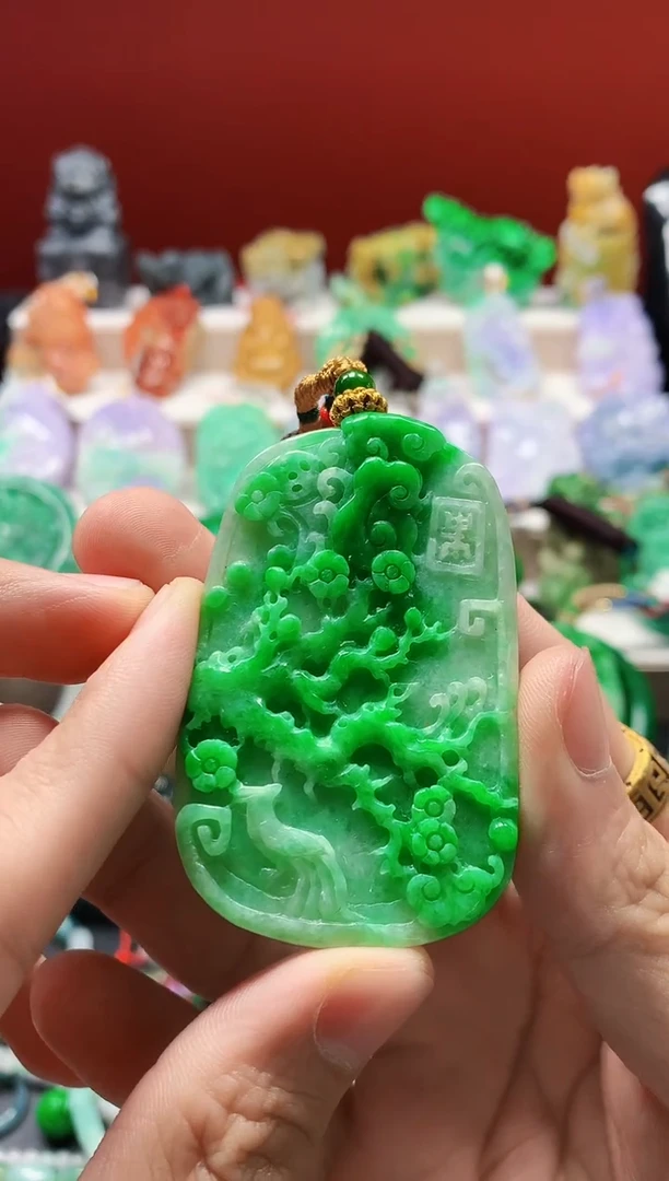 颈饰未镶嵌翡翠天然A货翡翠