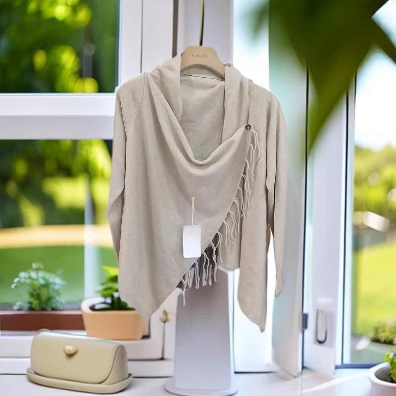 羊绒披肩灰色纯色流苏薄款秋季秋冬外搭披风黑色时尚针织百搭女士