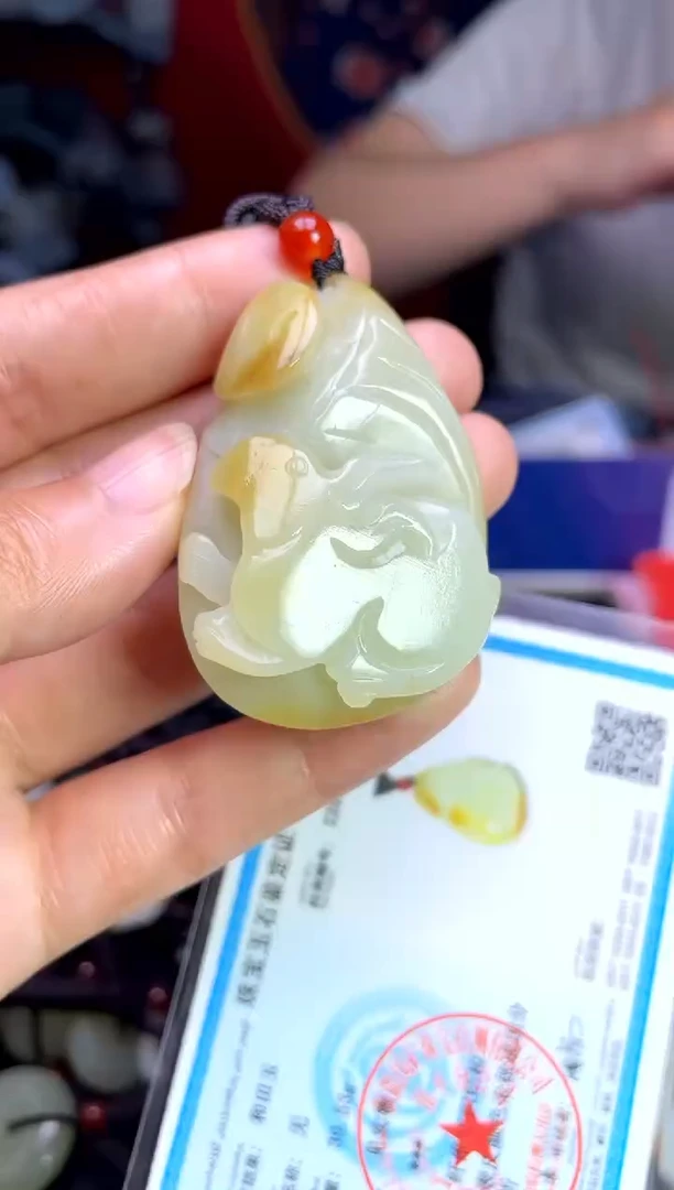 未镶嵌和田玉挂件1