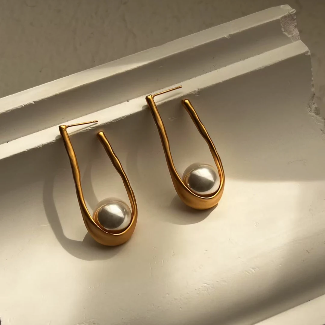 合金耳饰 SITUOO饰图小众设计款“飞鸟”长款珍珠金色法式耳饰14