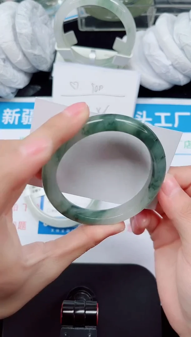 未镶嵌手镯石英质玉102-56/57