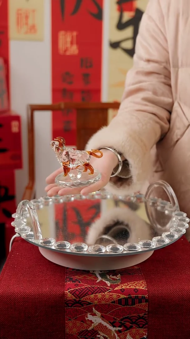 【闪购商品】琉璃拉丝棕底牛摆件